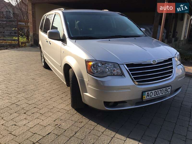 2008 chrysler gr-voyager