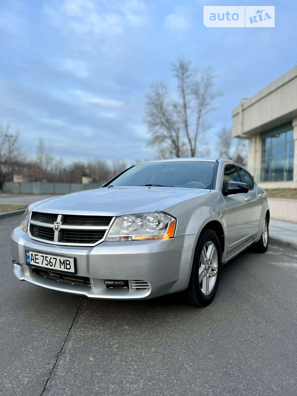2008 dodge avenger