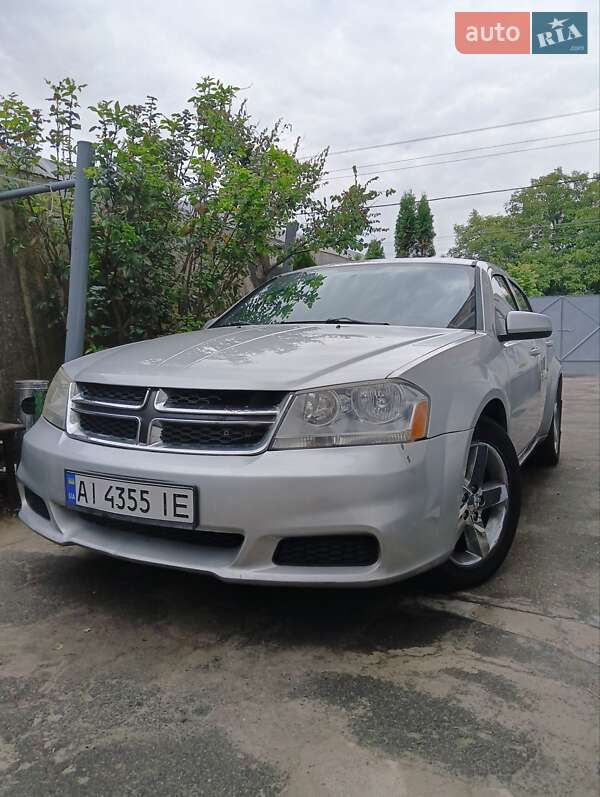2011 dodge avenger