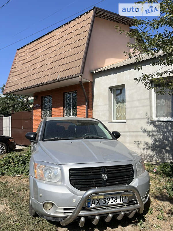 2006 dodge caliber sxt