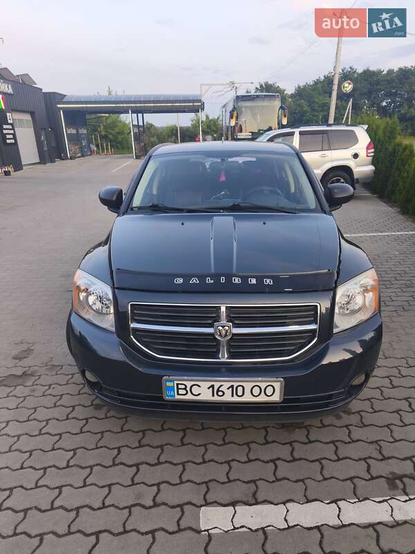2008 dodge caliber sxt
