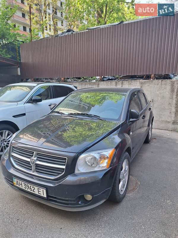 2008 dodge caliber sxt