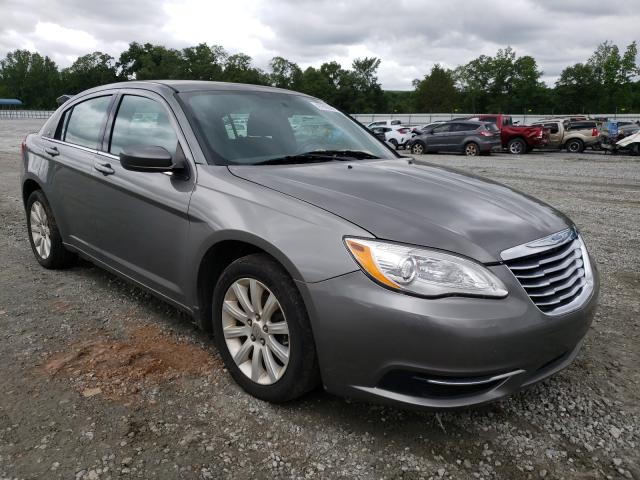 2012 chrysler 200 tourin