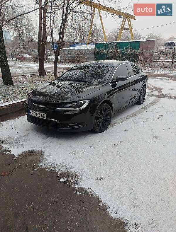 2014 chrysler 200