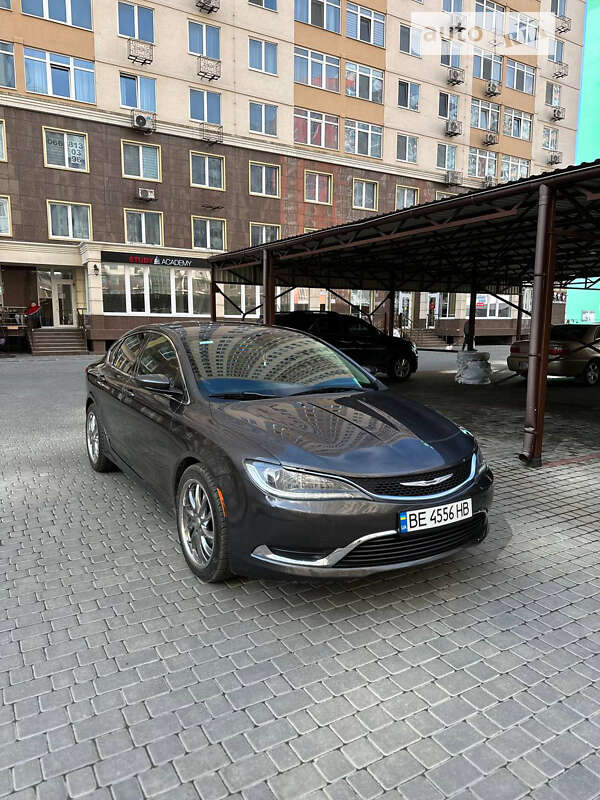 2015 chrysler 200