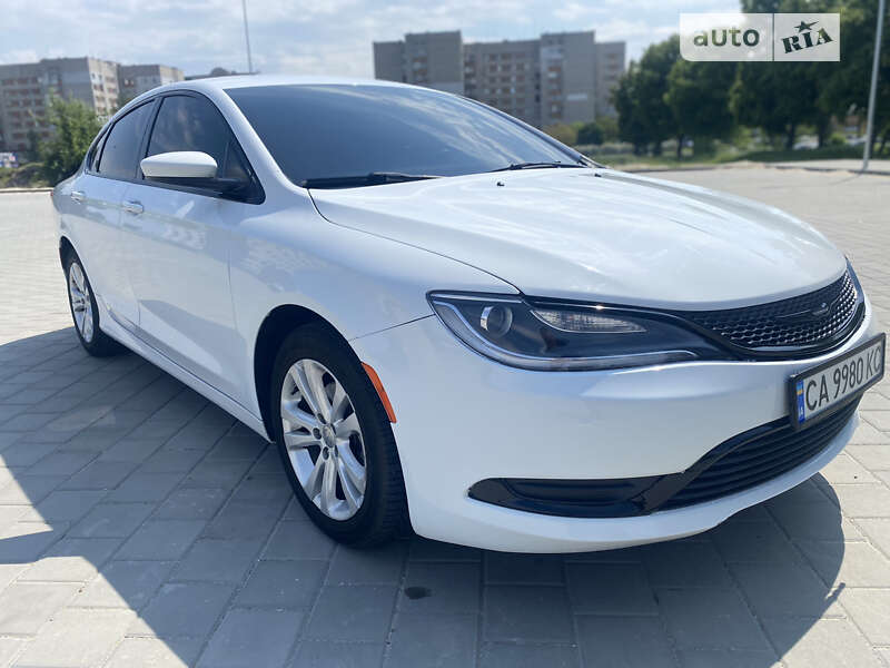 2016 chrysler 200