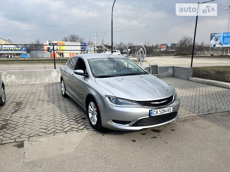 2016 chrysler 200
