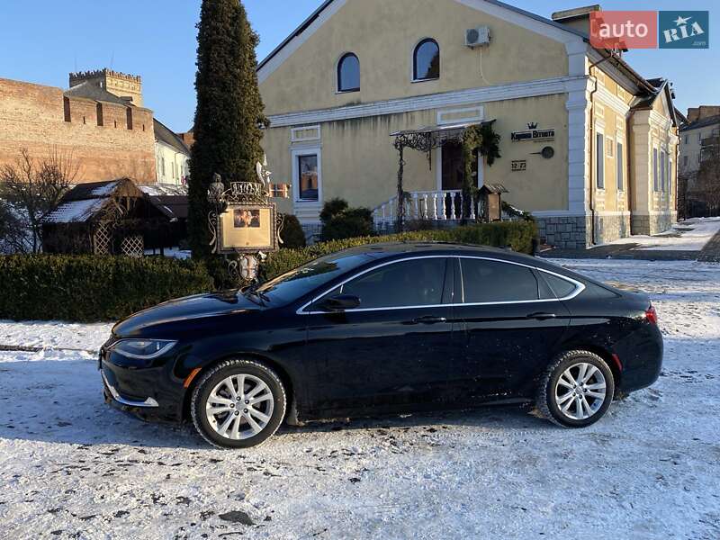 2016 chrysler 200