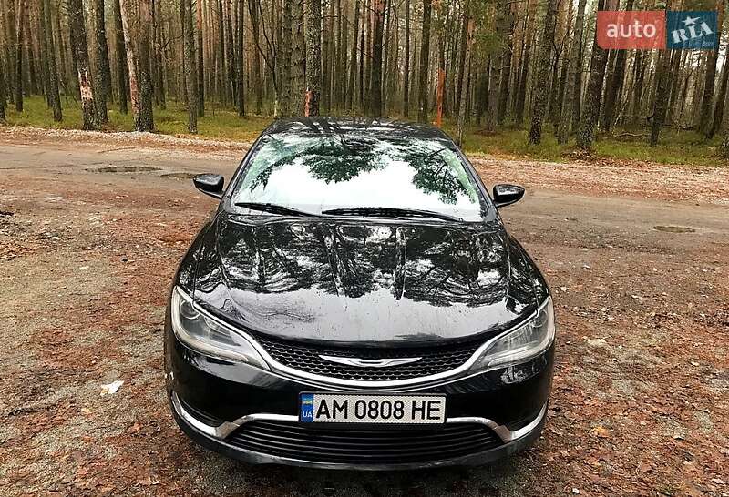 2015 chrysler 200