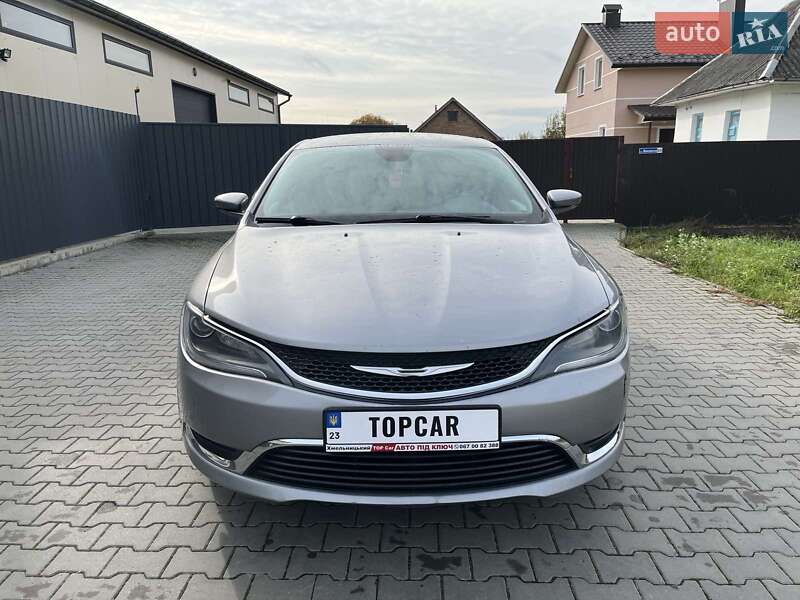 2015 chrysler 200