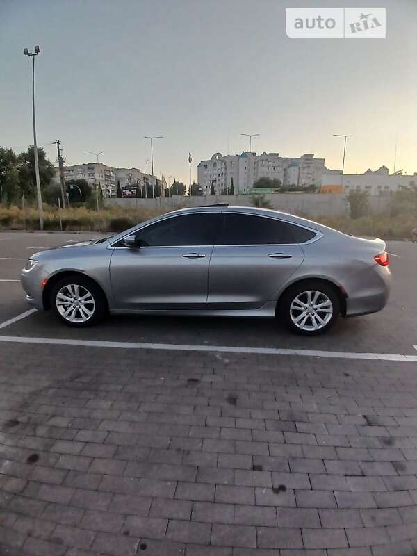 2015 chrysler 200