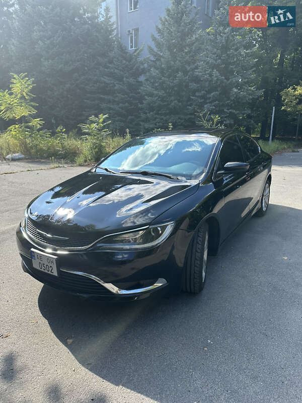 2015 chrysler 200