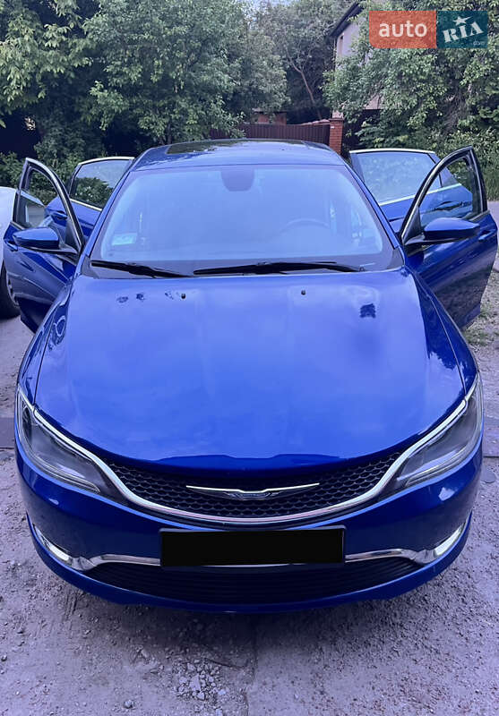 2015 chrysler 200