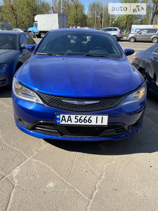 2016 chrysler 200
