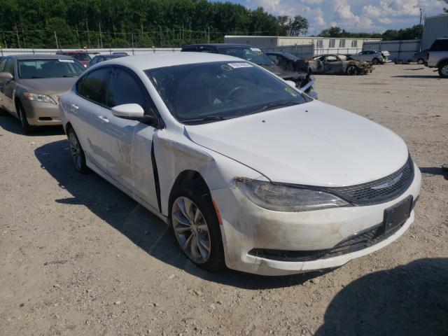 2016 chrysler 200 s