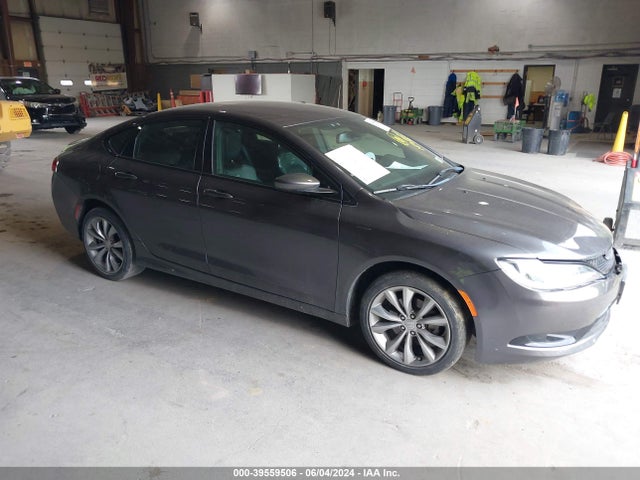 2015 chrysler 200