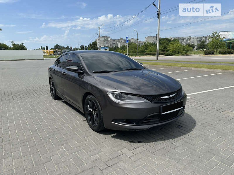 2014 chrysler 200