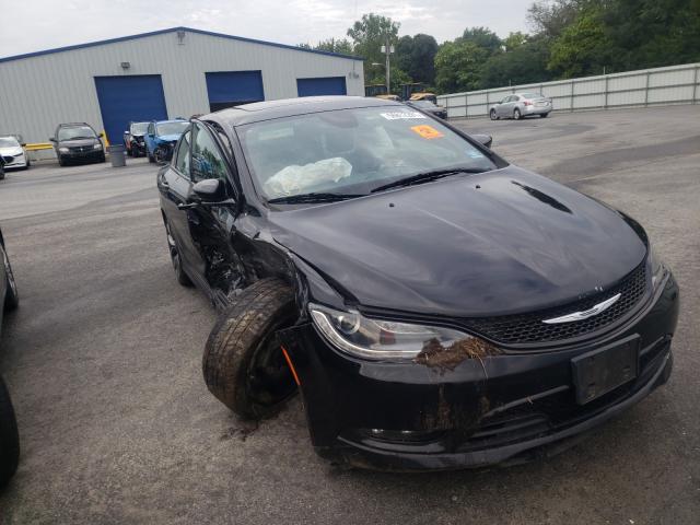 2015 chrysler 200 s