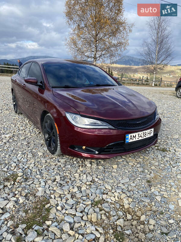 2015 chrysler 200