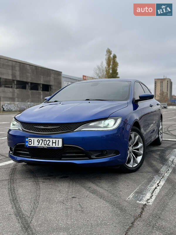 2015 chrysler 200