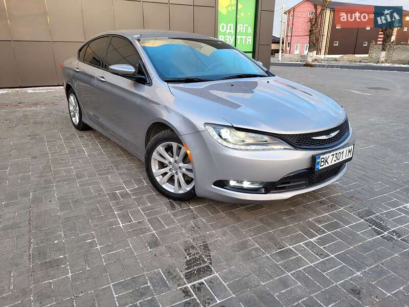 2015 CHRYSLER 200