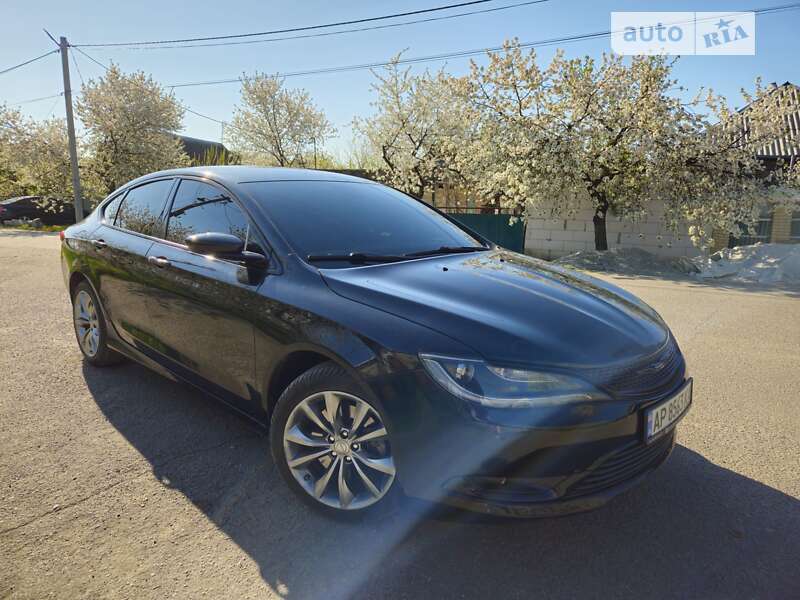 2015 chrysler 200s