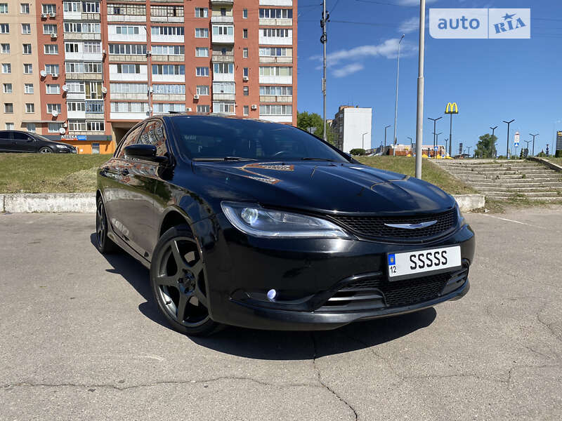 2014 chrysler 200