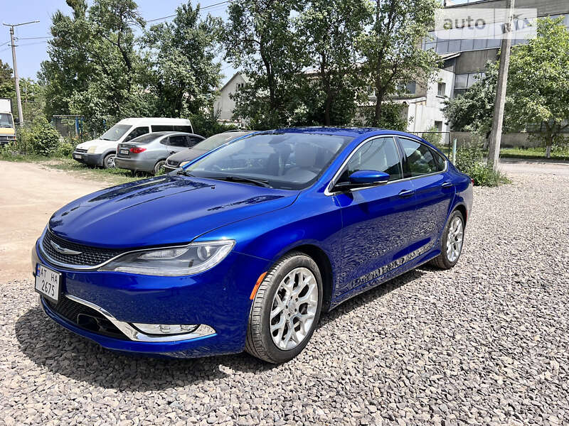 2014 chrysler 200 c