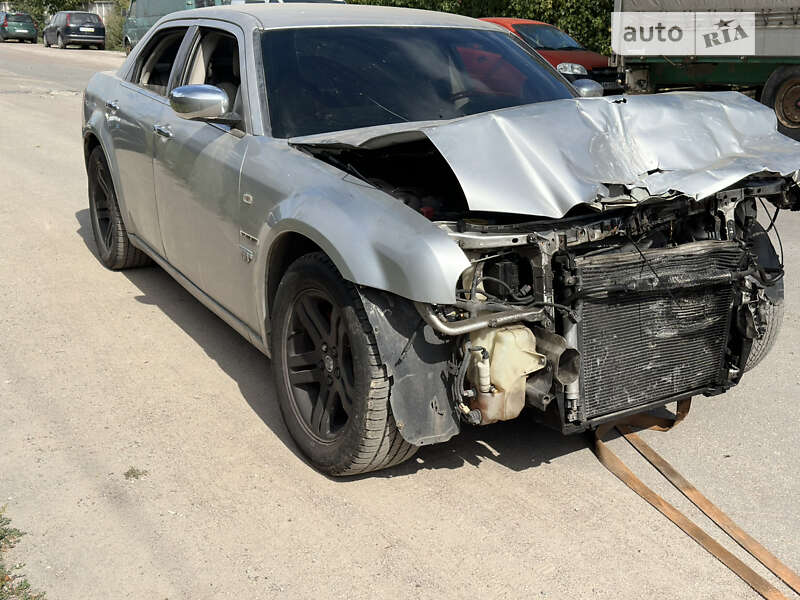 2005 chrysler 300c
