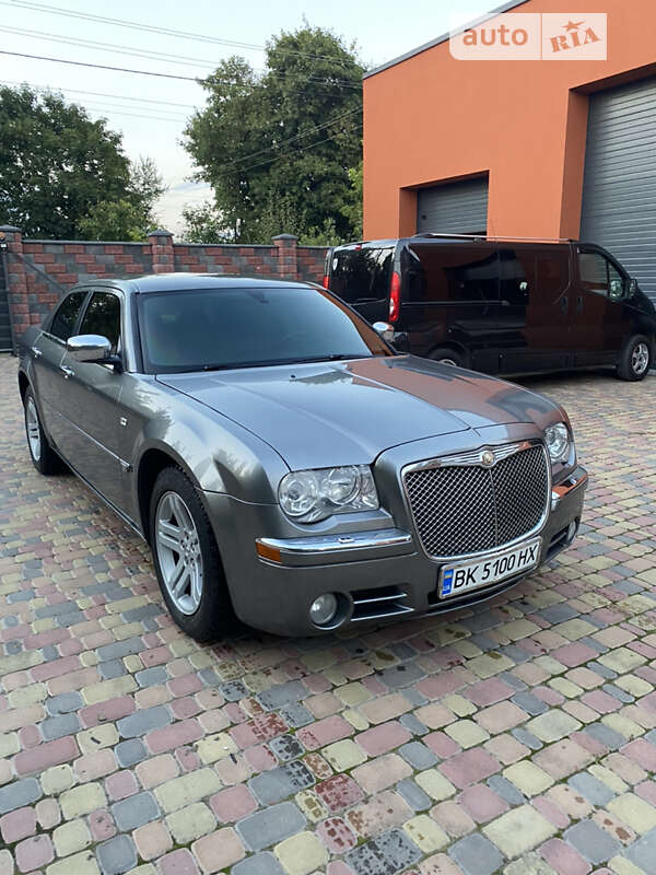 2005 chrysler 300c