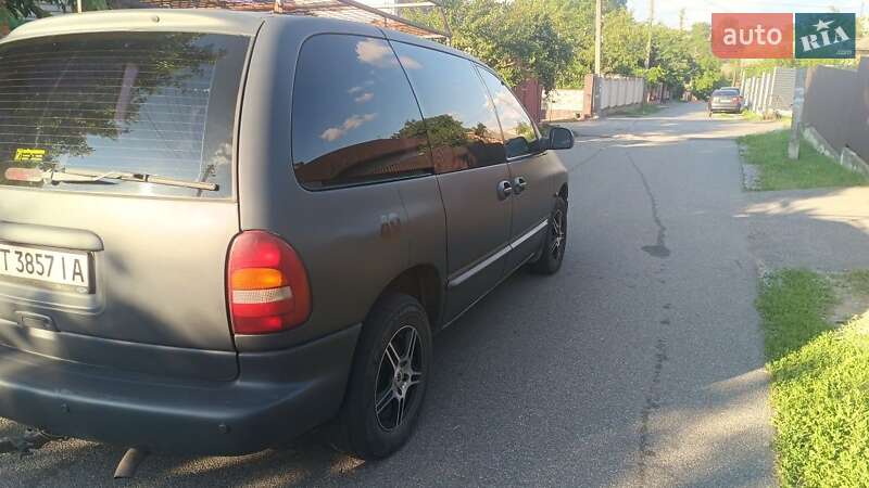 1998 dodge ram van