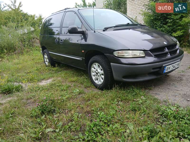 2000 dodge ram van