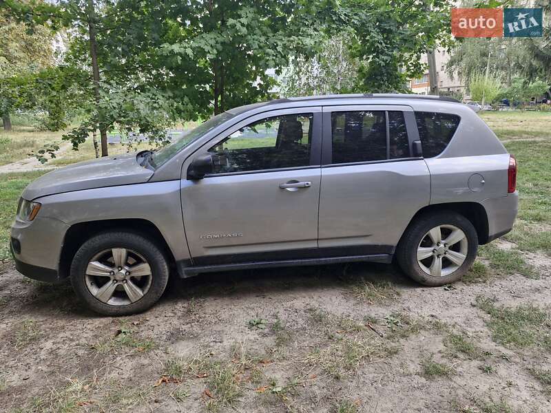 2016 jeep compass