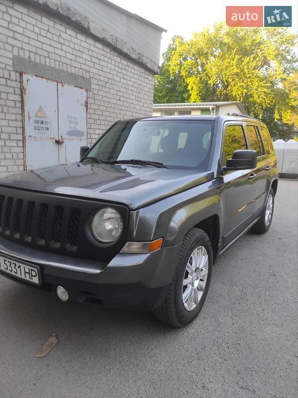 2014 jeep patriot sport