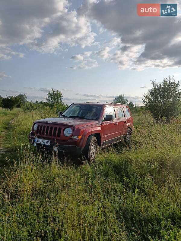 2016 jeep patriot sport