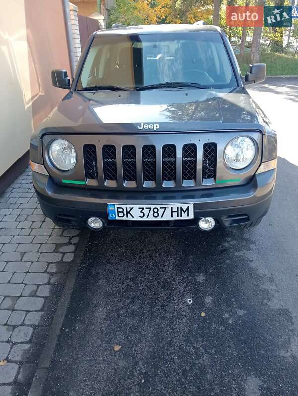 2016 jeep patriot