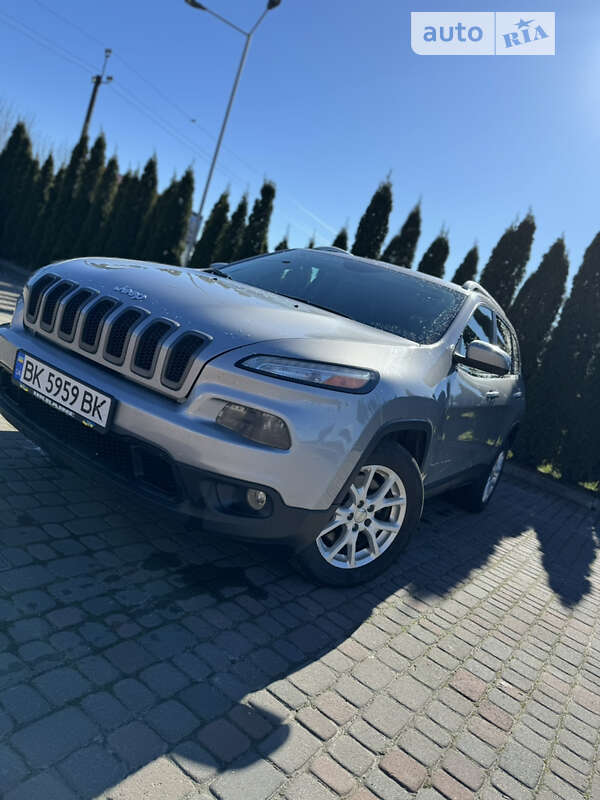 2017 jeep cherokee