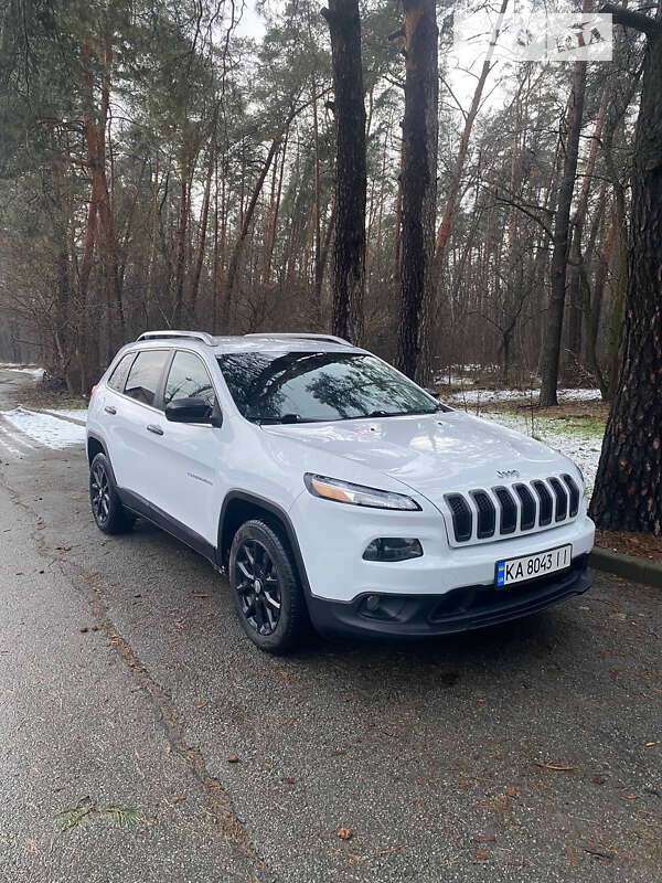 2017 jeep cherokee