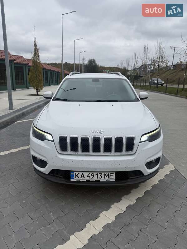 2019 jeep cherokee