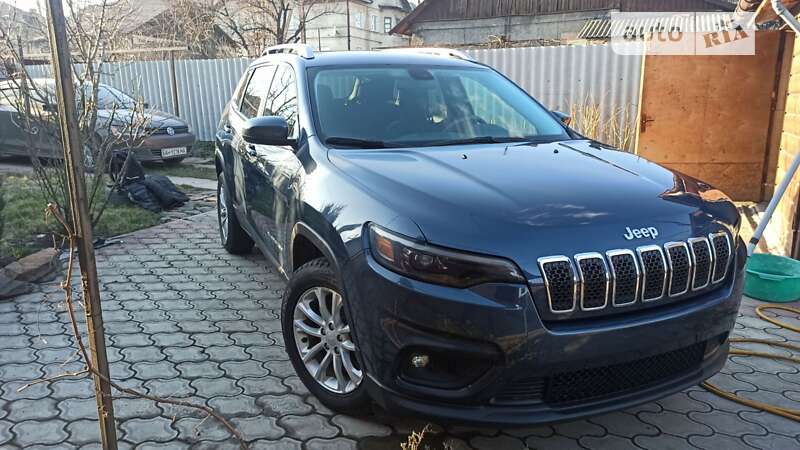 2019 jeep cherokee