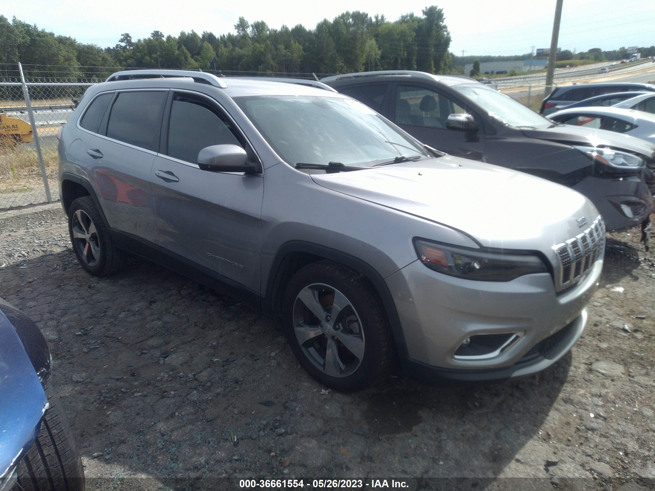 2019 jeep cherokee