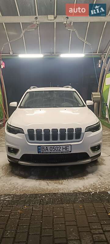 2019 jeep cherokee