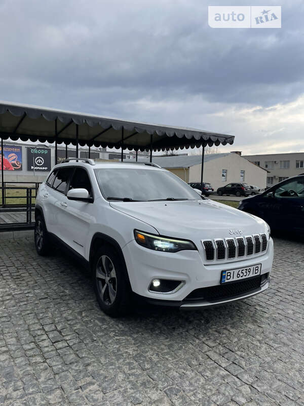 2018 jeep cherokee