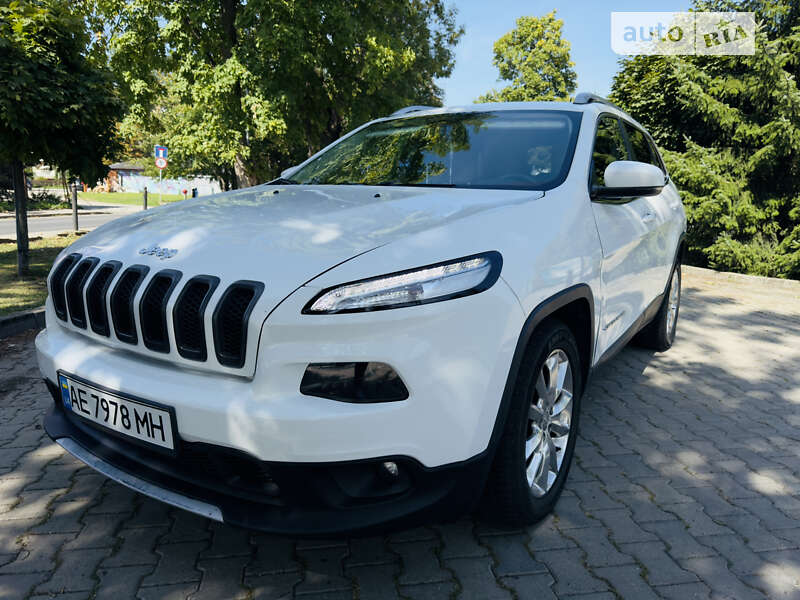 2016 jeep cherokee