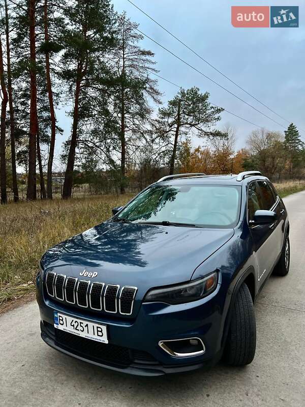 2019 jeep cherokee