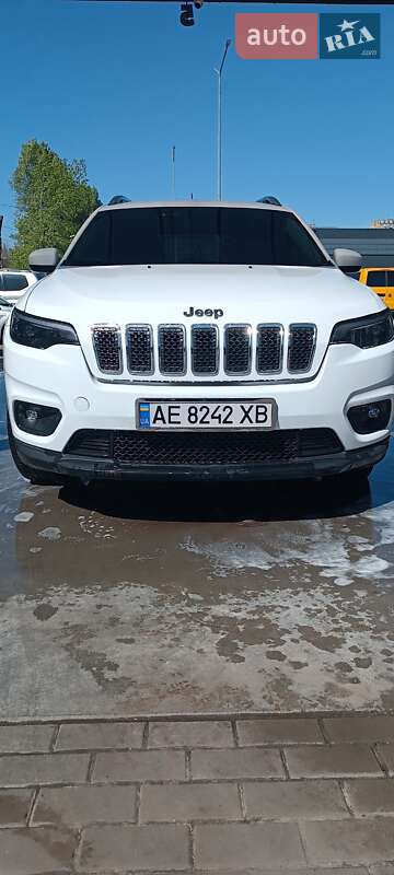 2018 jeep cherokee