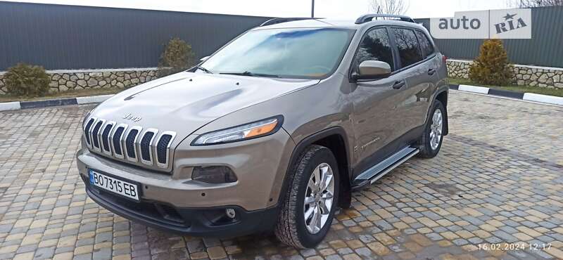 2016 jeep cherokee