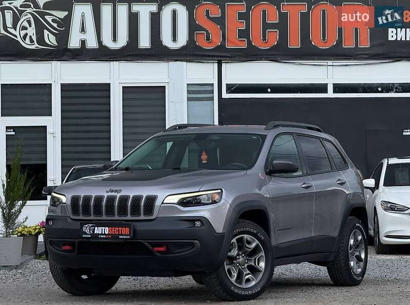 2019 JEEP Cherokee