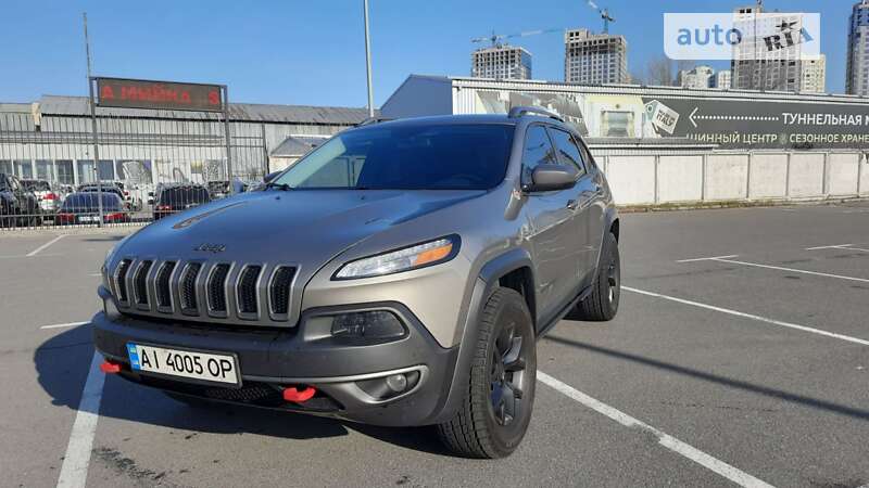2016 jeep cherokee