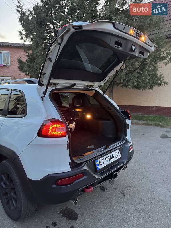2014 jeep cherokee